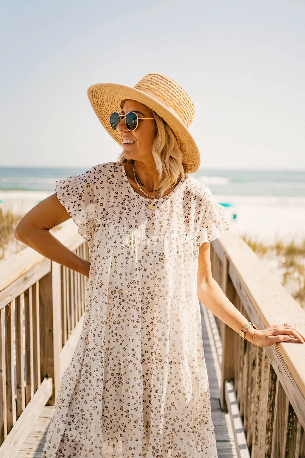 A Shady Spot Short Brim Bucket Hat with Nude Band in Natural Tan