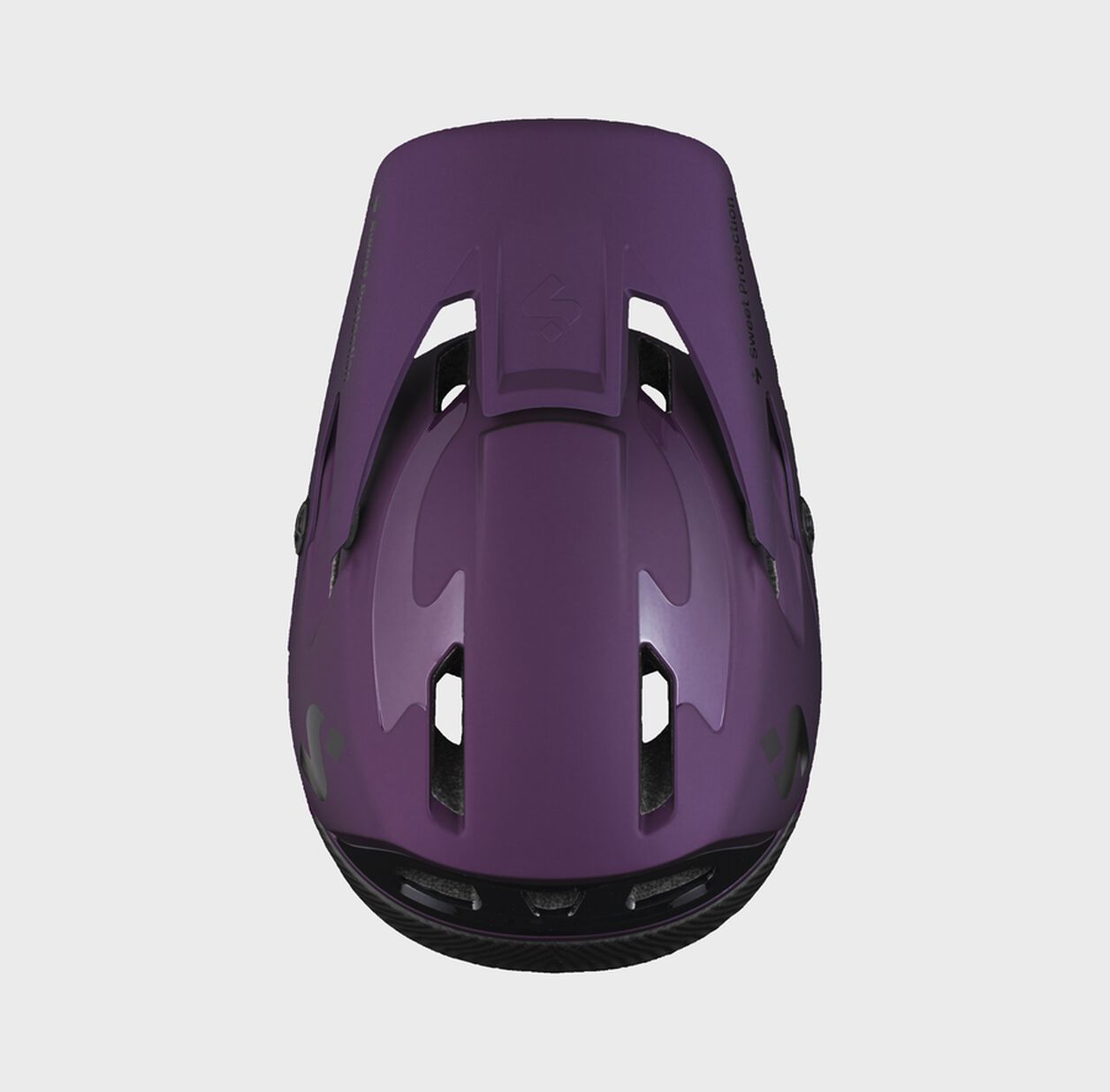 Arbitrator MIPS Helmet