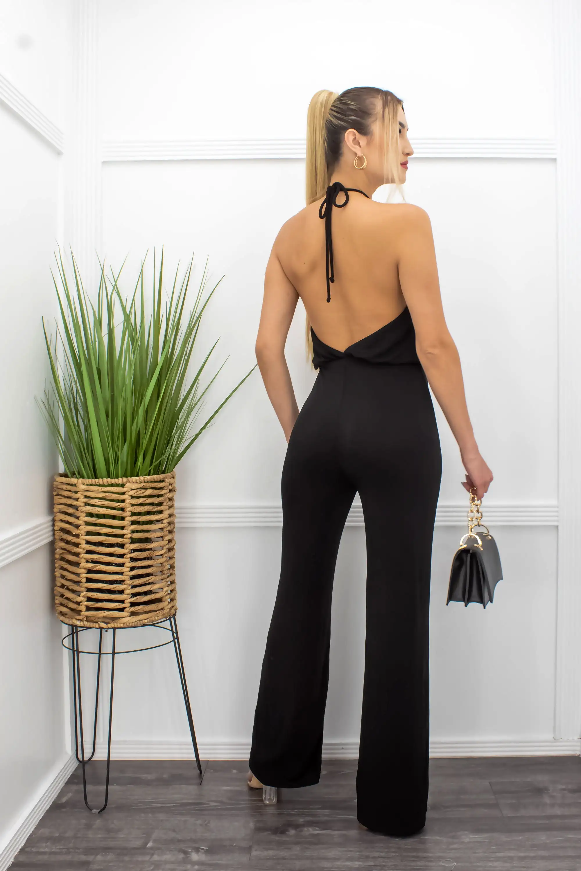 Backless Sleeveless Black Jumpsuit