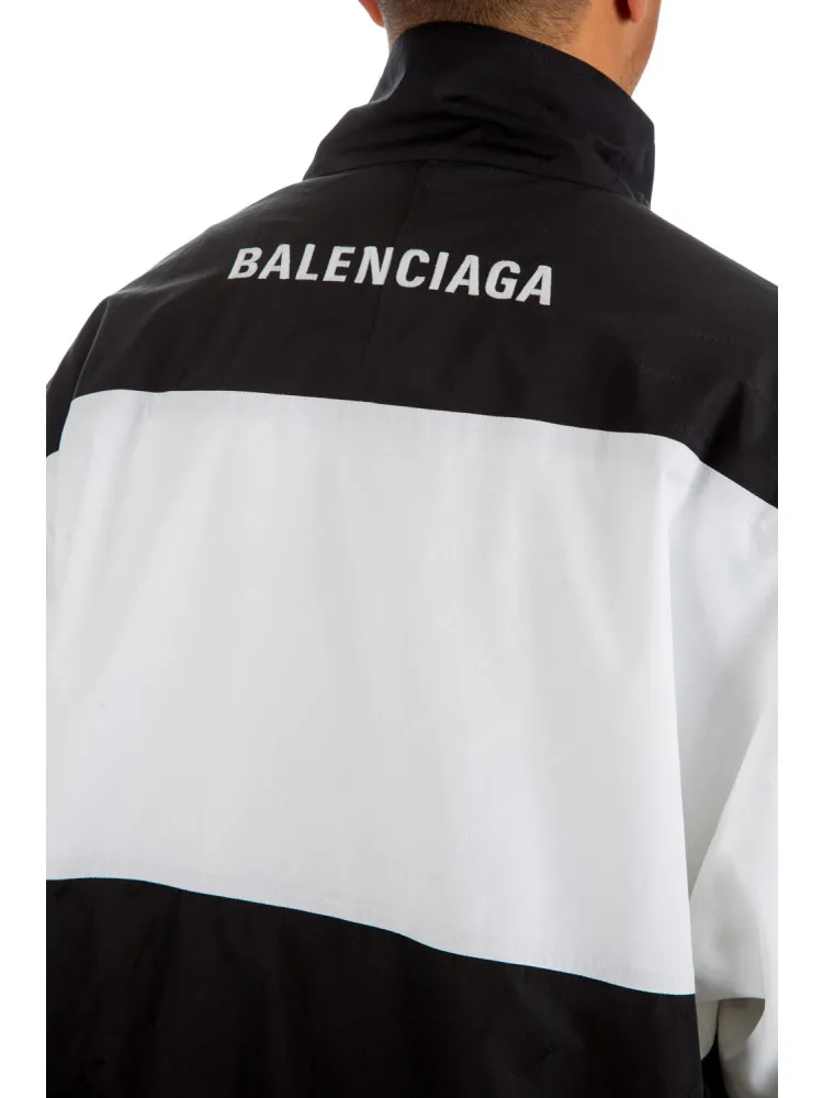 Balenciaga Coat | Credomen