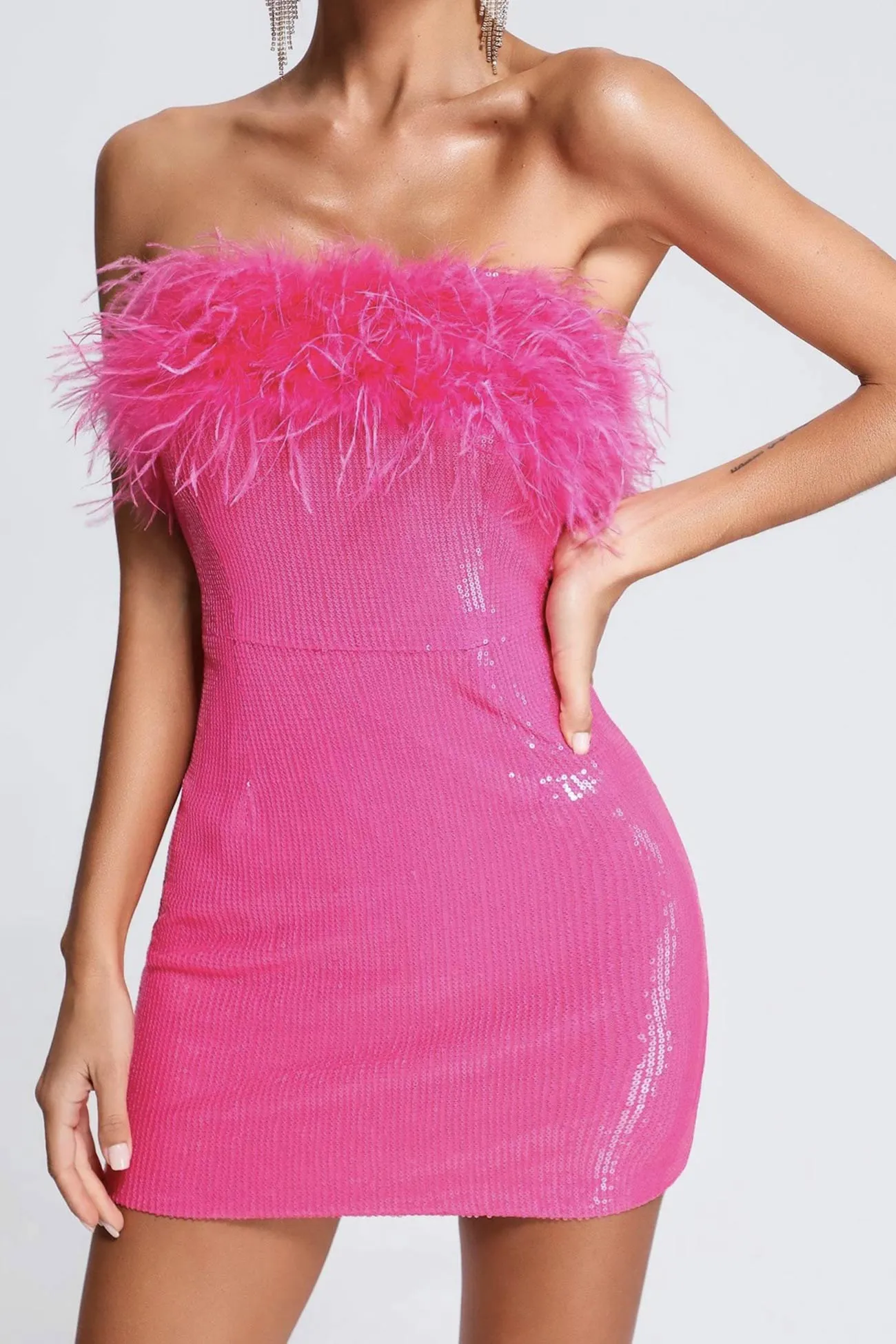 Fuzzy Strapless Sequins Pack Hip Dress