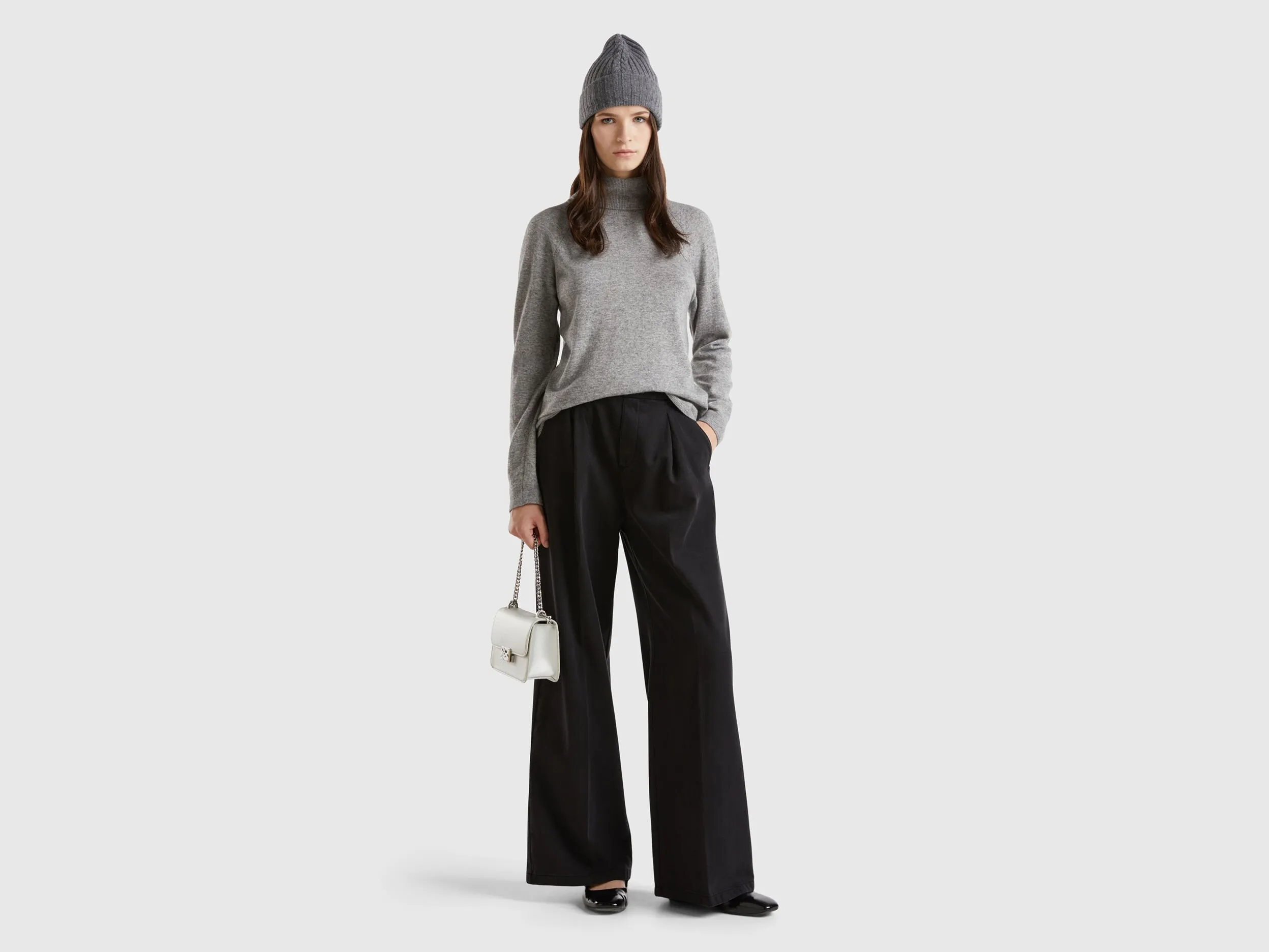 Gray turtleneck sweater in cashmere and wool blend - Light Gray | Benetton