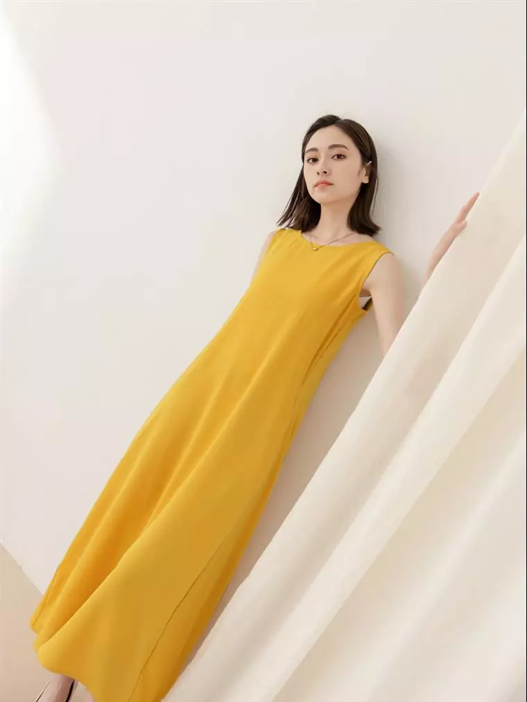 OBSTYLE Cool and Comfortable Snow Chiffon Sleeveless Backless Round Neck Long Dress [DA9751]