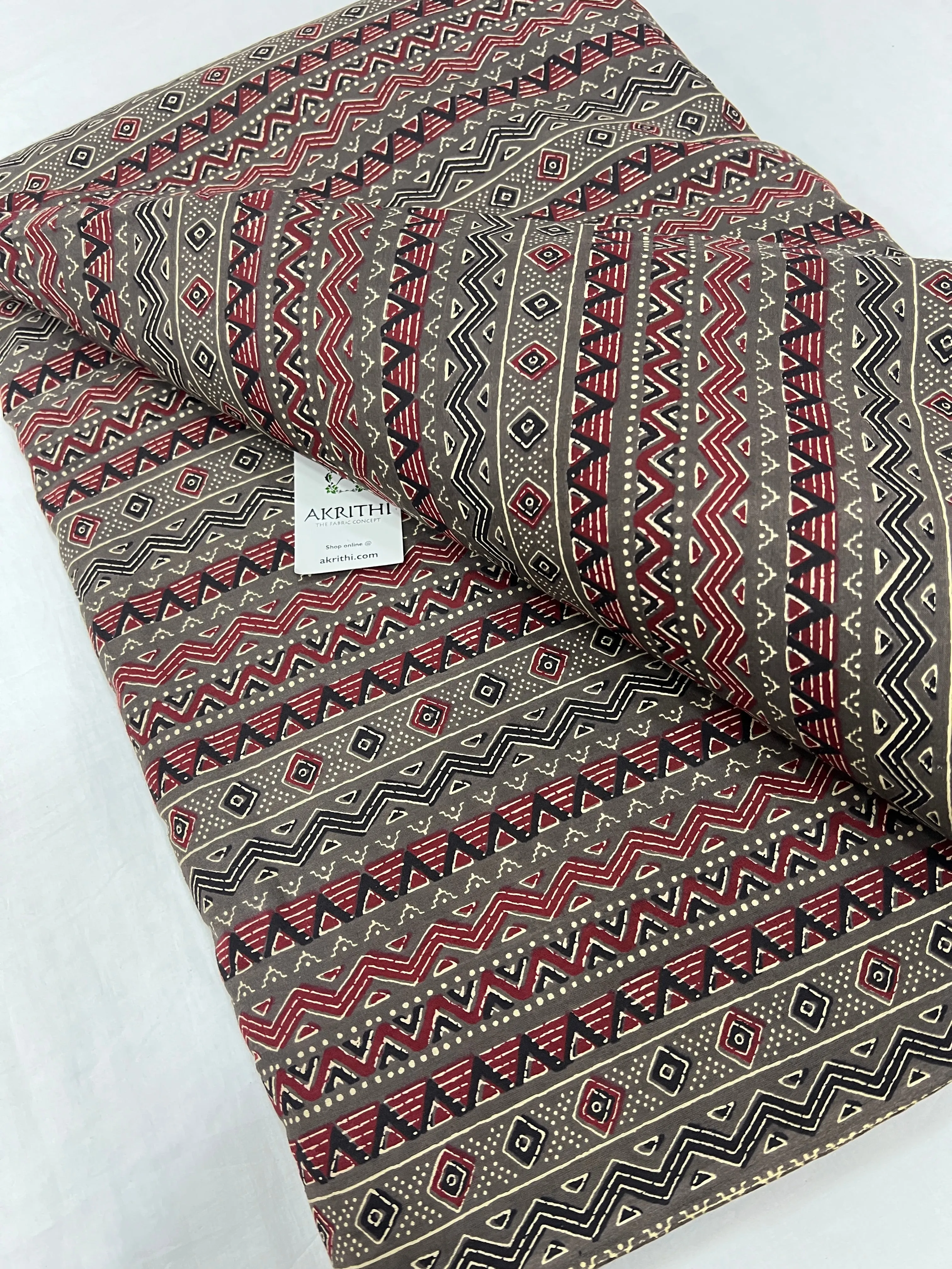 Printed pure cotton fabric